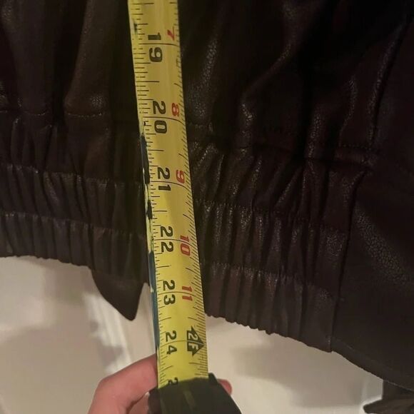 CRESCENT Jada Vegan
Leather Utility Jacket BROWN medium nwt oversized - Picture 8 of 9